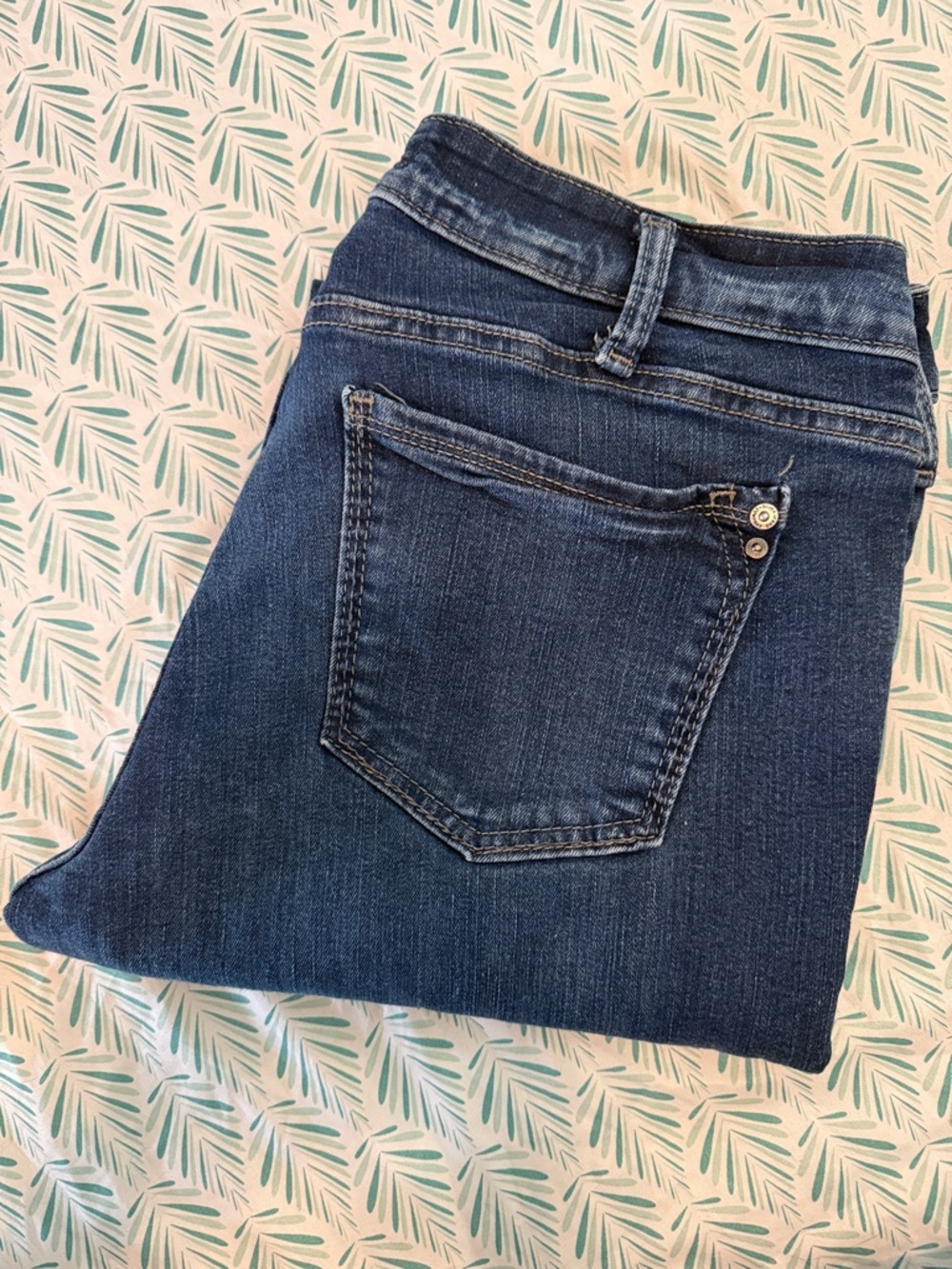 Silver Suki skinny crop